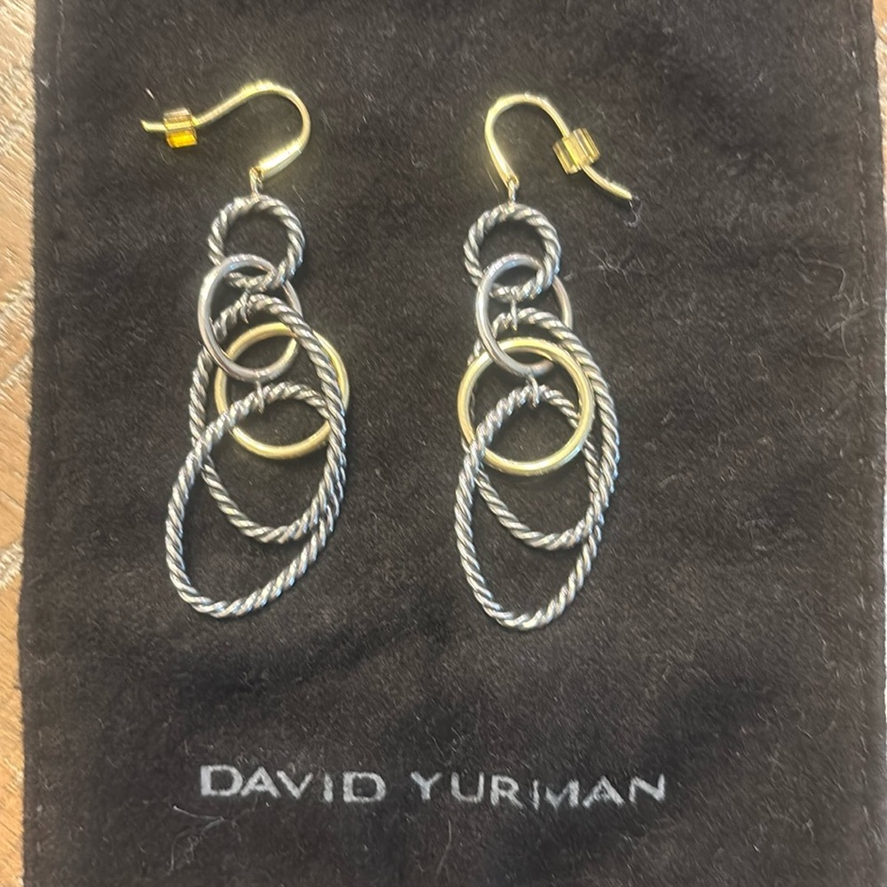David Yurman Mobile Chain
Dangle Earrings With Gold
